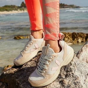 ISO!!! Veja Venturi sneakers in this color. Size 9